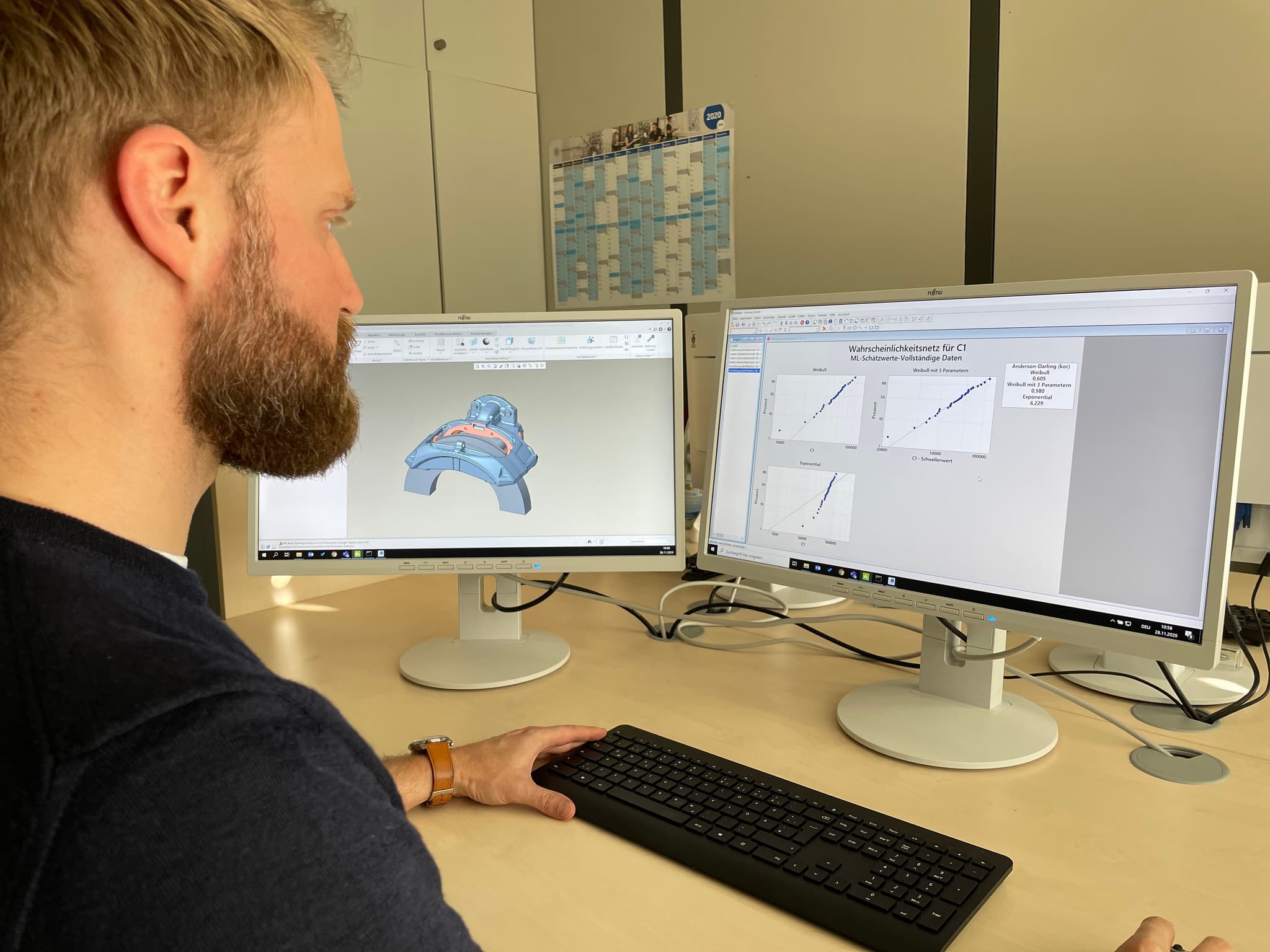 RelTest expert analysing CAD and reliability data at a workstation